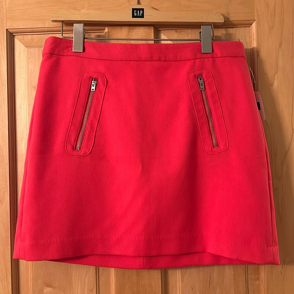 Gap pink mini skirt- size 10